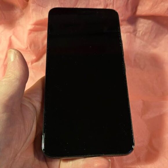 Like New Samsung Galaxy S22 Phone in original box & NIB glass protector 128GB - Picture 9 of 12